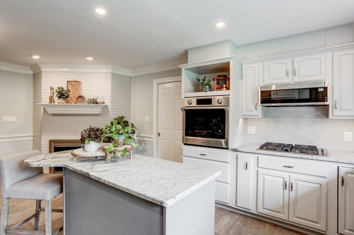 Conestoga Valley kitchen Remodel with white cabinets
